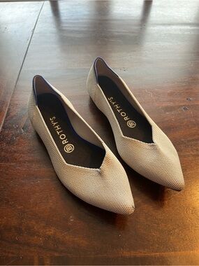 Rothy's Pointed Knit Flats in Light Beige with Navy Trim